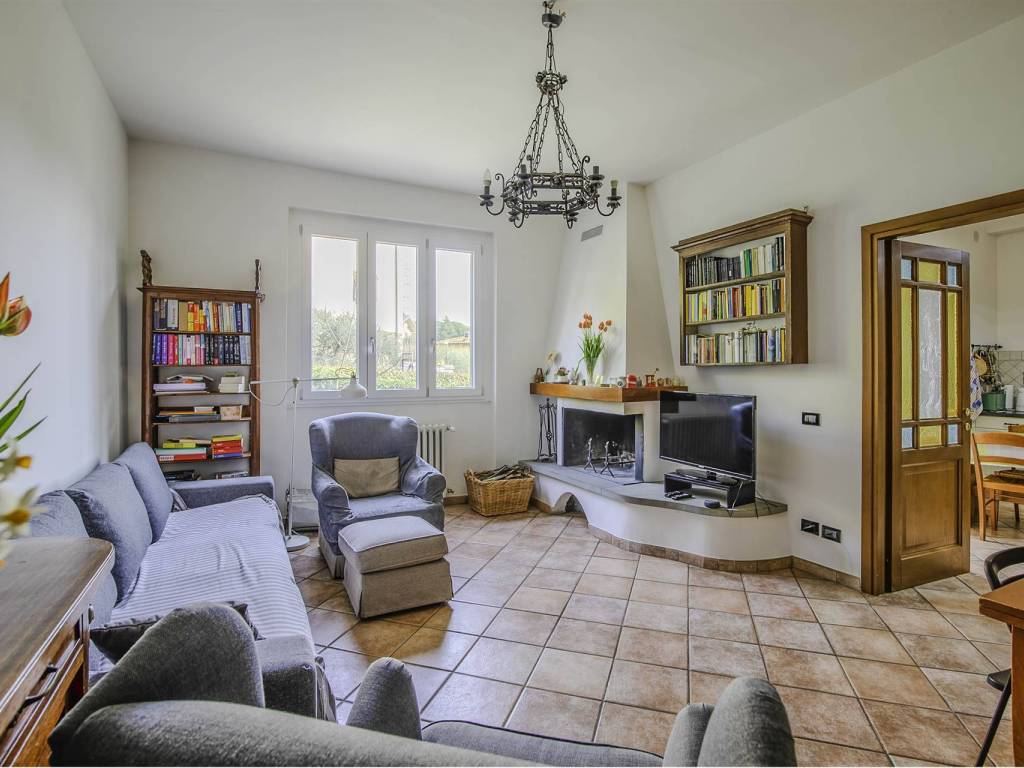 appartamento in vendita a Bagno a Ripoli in zona San Donato in Collina