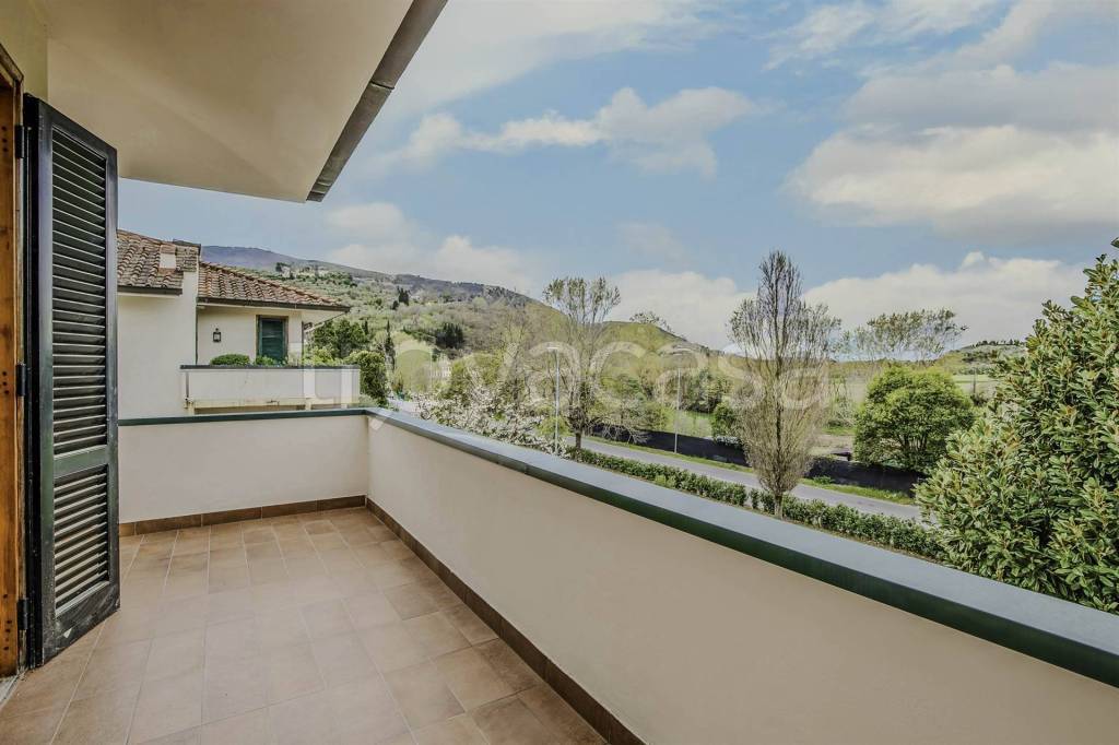 appartamento in vendita a Bagno a Ripoli in zona Vallina