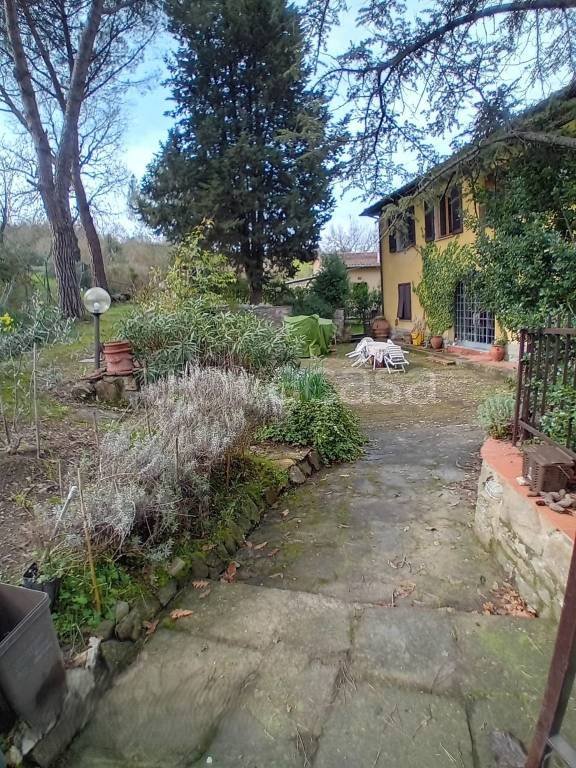 appartamento in vendita a Bagno a Ripoli in zona Grassina