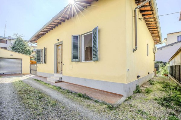 casa indipendente in vendita a Bagno a Ripoli in zona Grassina