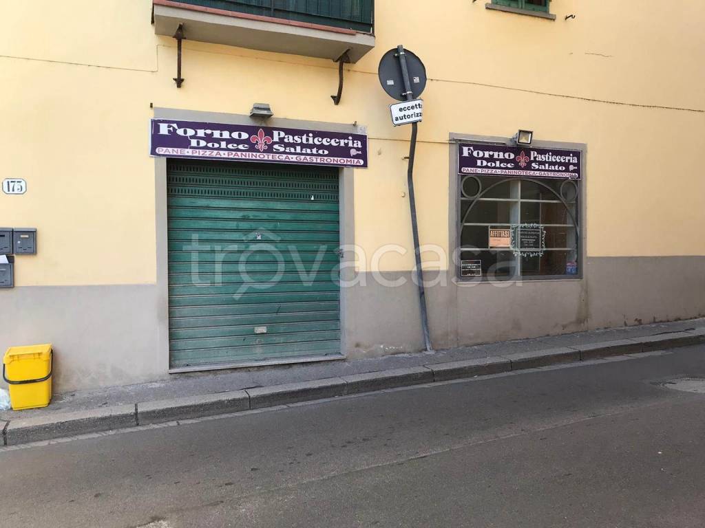 negozio in vendita a Bagno a Ripoli in zona Ponte a Ema