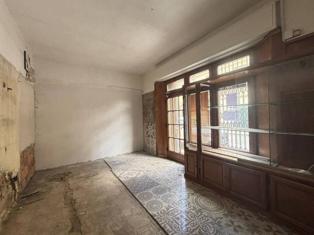 negozio in vendita a Bagno a Ripoli in zona Grassina