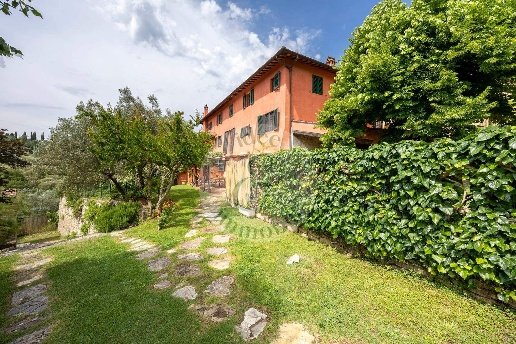 casa indipendente in vendita a Bagno a Ripoli in zona Candeli