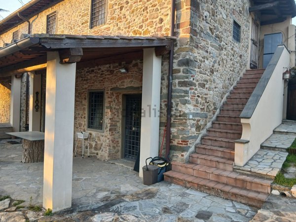 casale in vendita a Bagno a Ripoli in zona San Donato in Collina