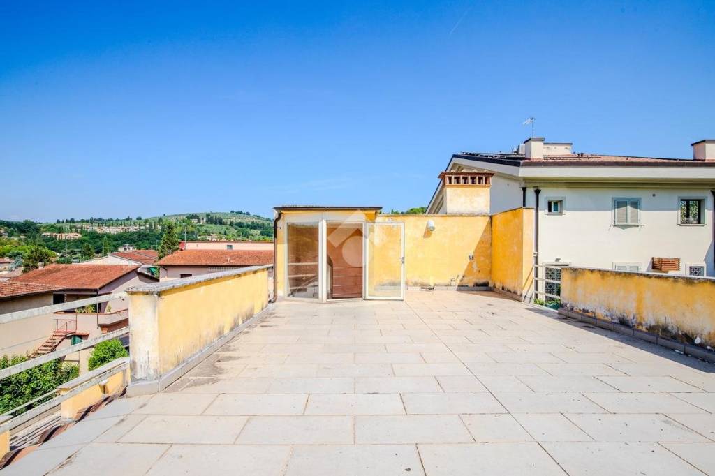 casa indipendente in vendita a Bagno a Ripoli in zona Grassina