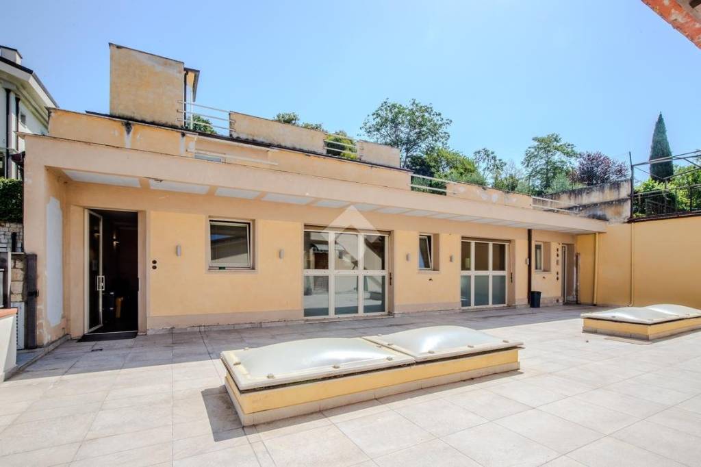 casa indipendente in vendita a Bagno a Ripoli in zona Grassina
