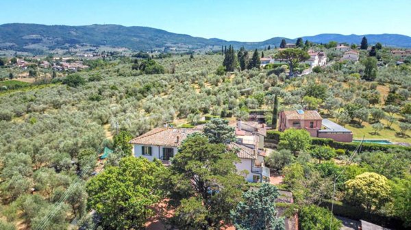 casa indipendente in vendita a Bagno a Ripoli in zona Grassina