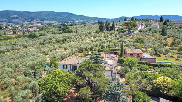casa indipendente in vendita a Bagno a Ripoli in zona Grassina