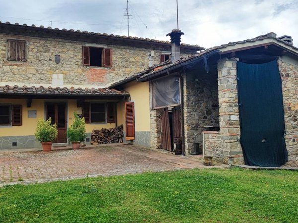 casa indipendente in vendita a Bagno a Ripoli in zona Grassina