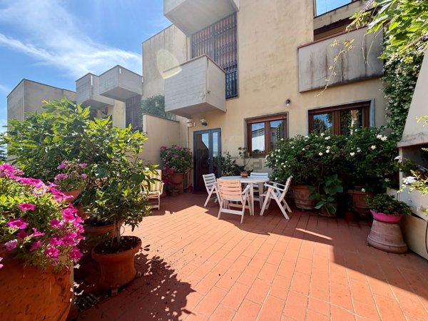 casa indipendente in vendita a Bagno a Ripoli in zona Grassina