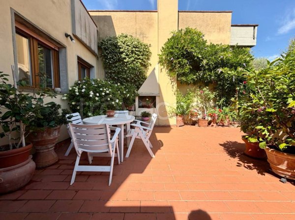 casa indipendente in vendita a Bagno a Ripoli in zona Grassina