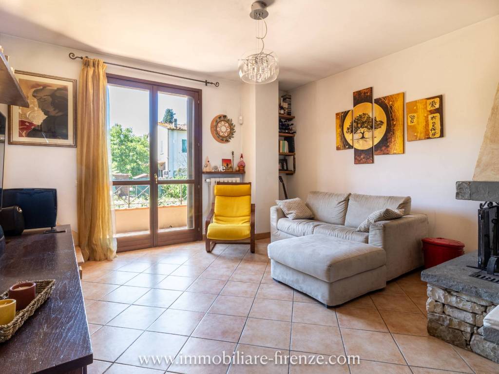 appartamento in vendita a Bagno a Ripoli in zona San Donato in Collina