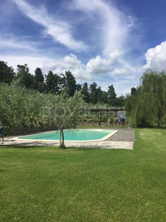 casa indipendente in vendita a Barberino di Mugello in zona Galliano