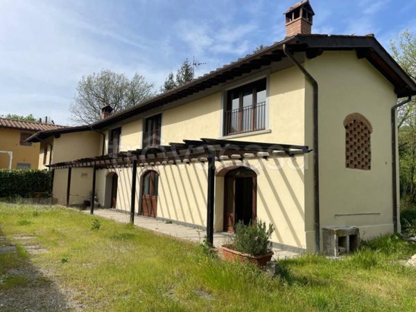 casa indipendente in vendita a Barberino di Mugello