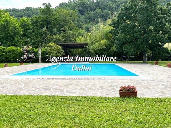 casa indipendente in vendita a Barberino di Mugello in zona Cavallina