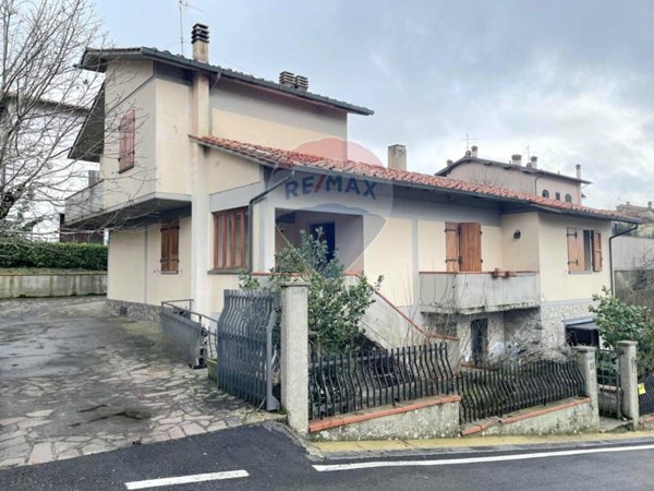 casa indipendente in vendita a Barberino di Mugello