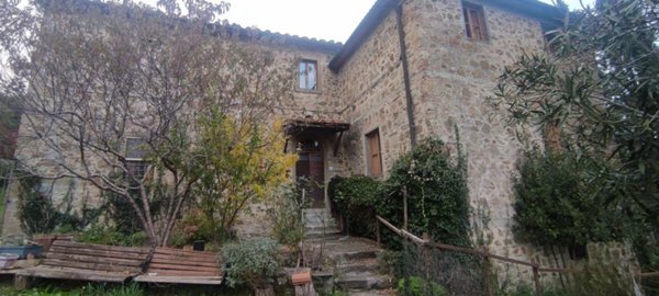 appartamento in vendita a Barberino di Mugello in zona Galliano