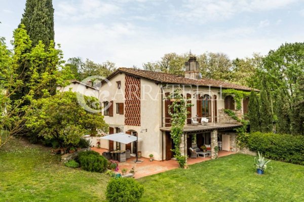casa indipendente in vendita a Barberino di Mugello