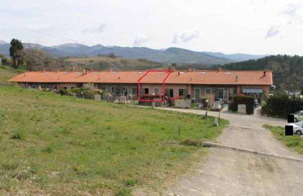 casa indipendente in vendita a Barberino di Mugello in zona Montecarelli.