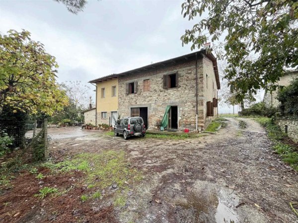 appartamento in vendita a Barberino di Mugello in zona Galliano