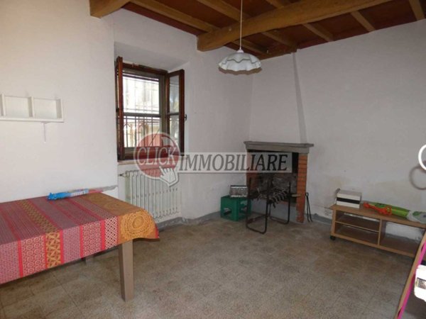 casa indipendente in vendita a Barberino di Mugello in zona Galliano