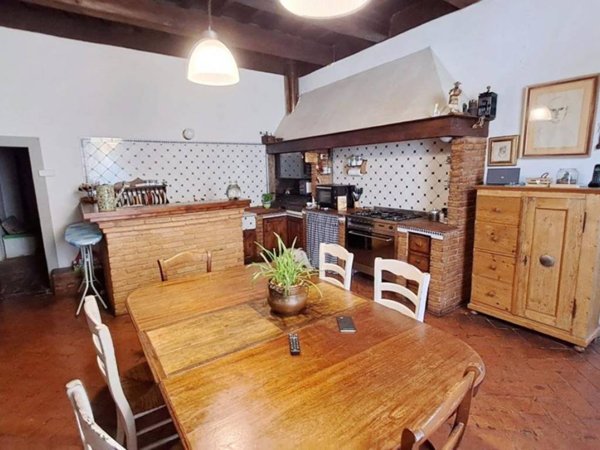 appartamento in vendita a Barberino di Mugello in zona Galliano