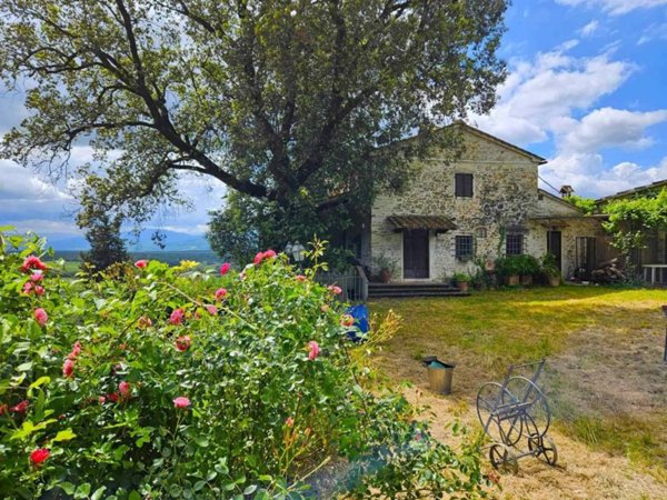 casa indipendente in vendita a Barberino di Mugello in zona Galliano