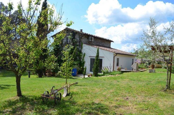 casa indipendente in vendita a Barberino di Mugello in zona Galliano
