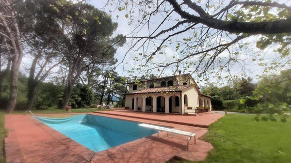 casa indipendente in vendita a Barberino di Mugello