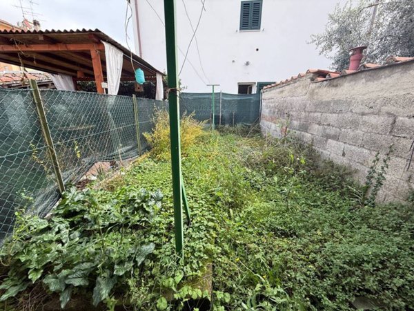 casa indipendente in vendita a Barberino di Mugello in zona Galliano