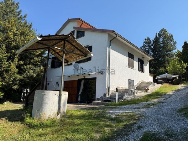 casa indipendente in vendita a Barberino di Mugello