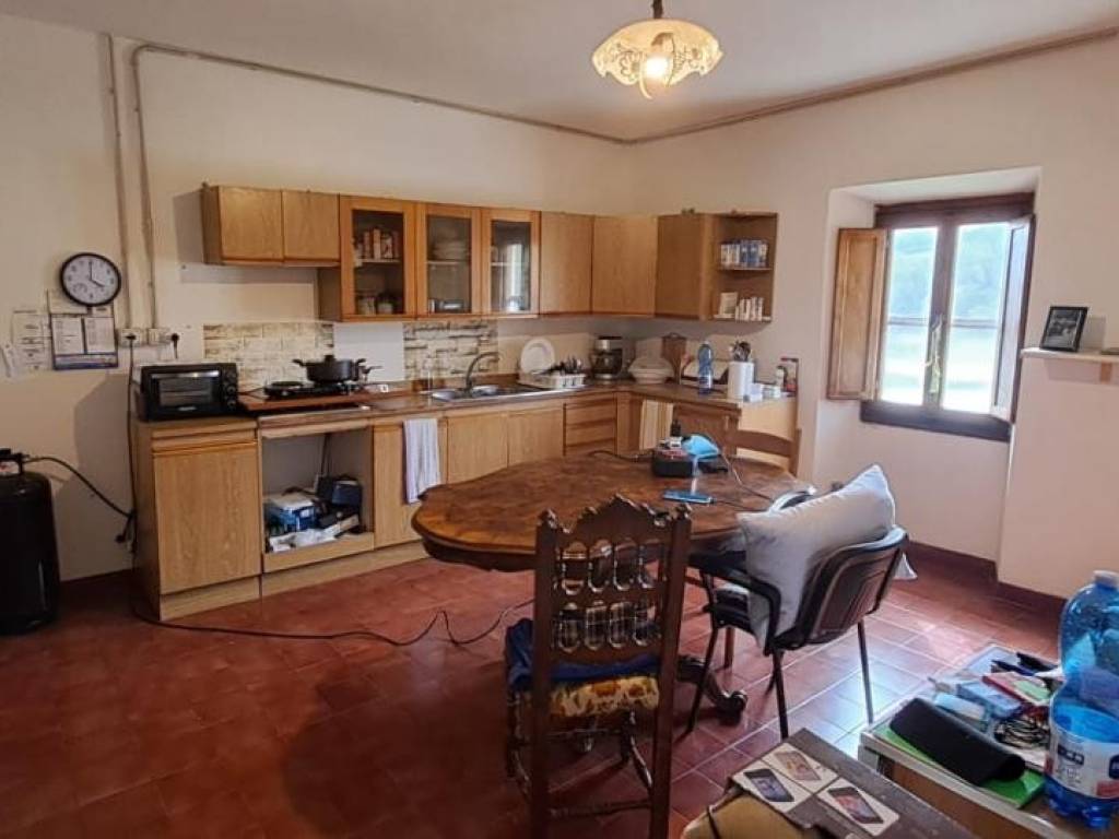 casa indipendente in vendita a Barberino di Mugello in zona Galliano