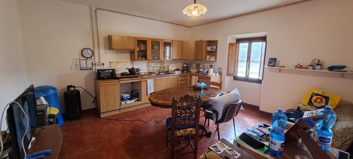 casa indipendente in vendita a Barberino di Mugello in zona Galliano