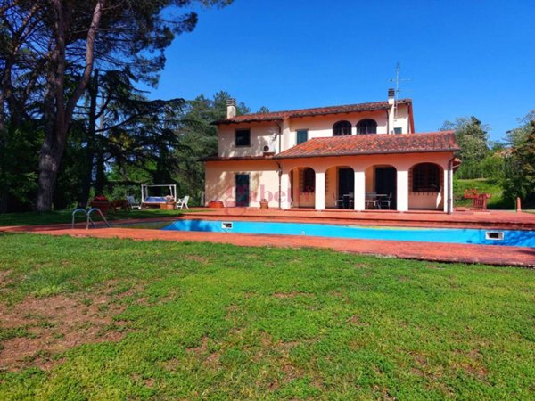 casa indipendente in vendita a Barberino di Mugello