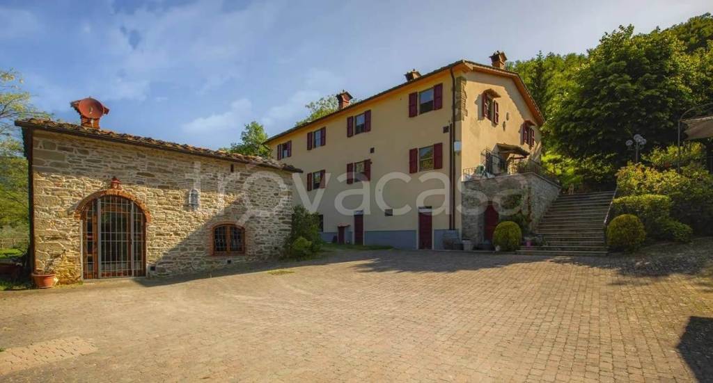 casa indipendente in vendita a Barberino di Mugello