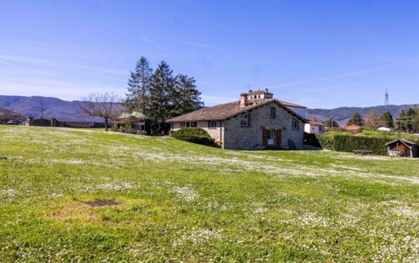 casa indipendente in vendita a Barberino di Mugello
