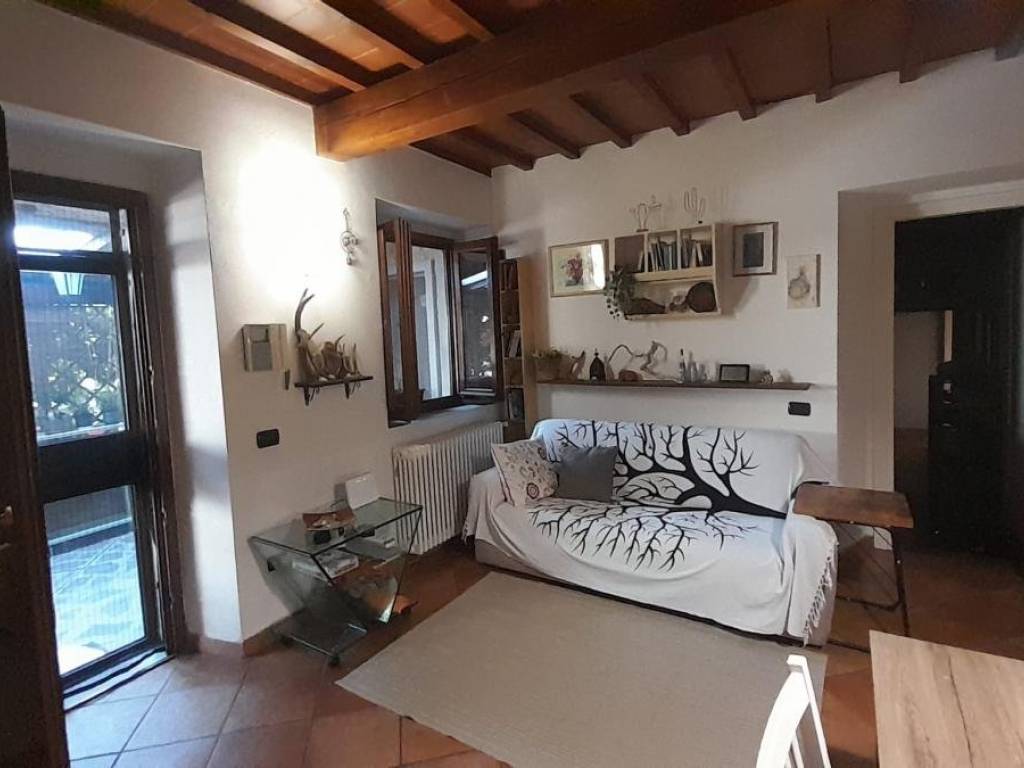 appartamento in vendita a Barberino di Mugello in zona Montecarelli.