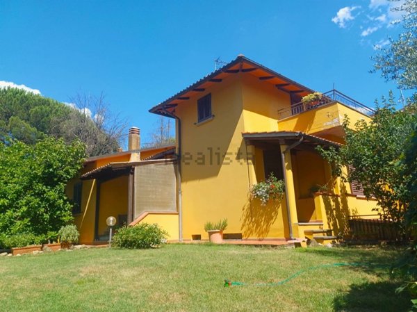 casa indipendente in vendita a Barberino di Mugello