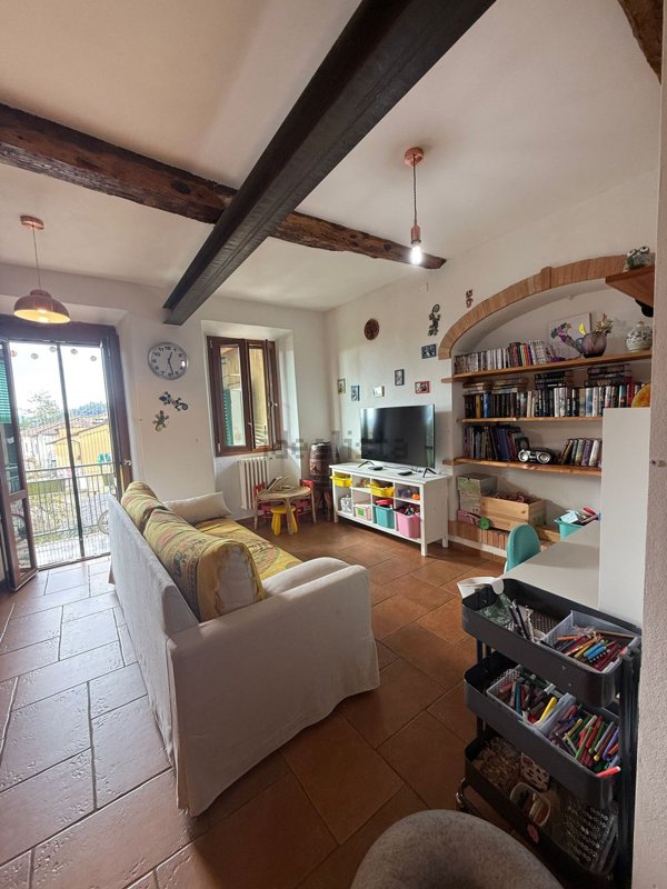 appartamento in vendita a Barberino di Mugello in zona Galliano