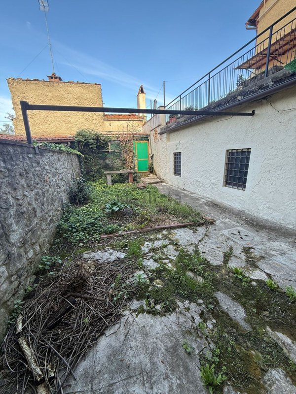 appartamento in vendita a Barberino di Mugello in zona Galliano