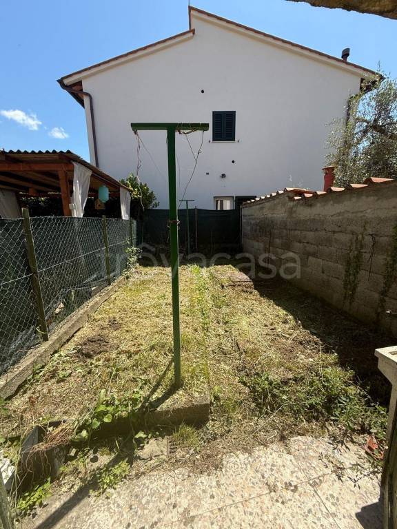 casa indipendente in vendita a Barberino di Mugello in zona Galliano
