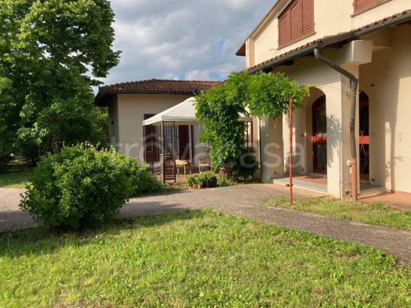 casa indipendente in vendita a Barberino di Mugello in zona Galliano