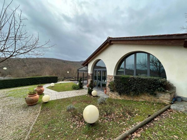 casa indipendente in vendita a Barberino di Mugello