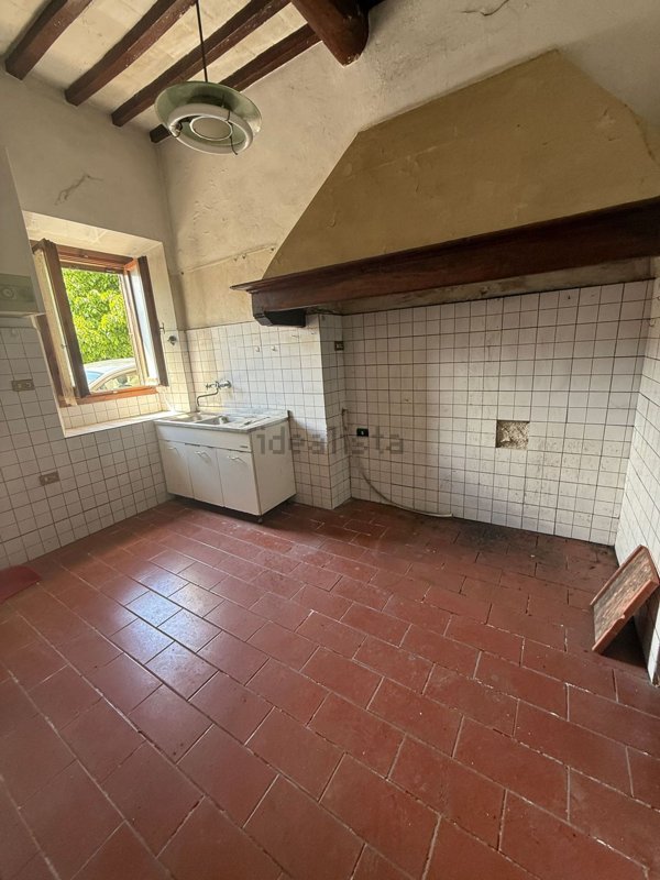casa indipendente in vendita a Barberino di Mugello in zona Galliano