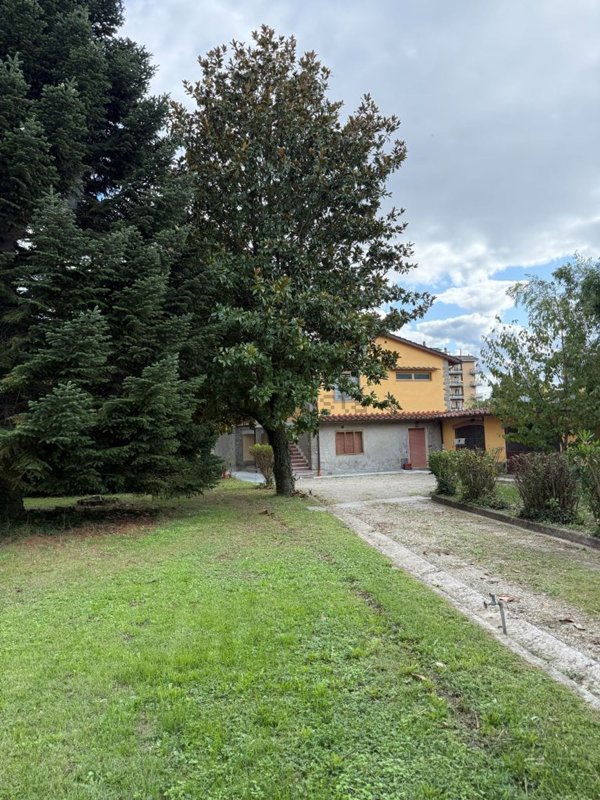 casa indipendente in vendita a Barberino di Mugello