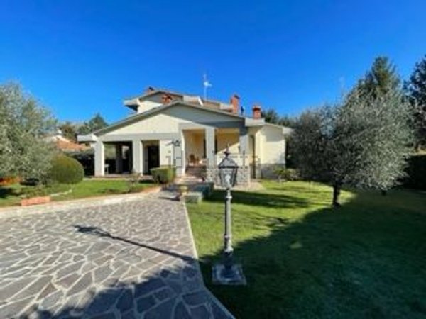 casa indipendente in vendita a Barberino di Mugello