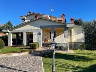 casa indipendente in vendita a Barberino di Mugello