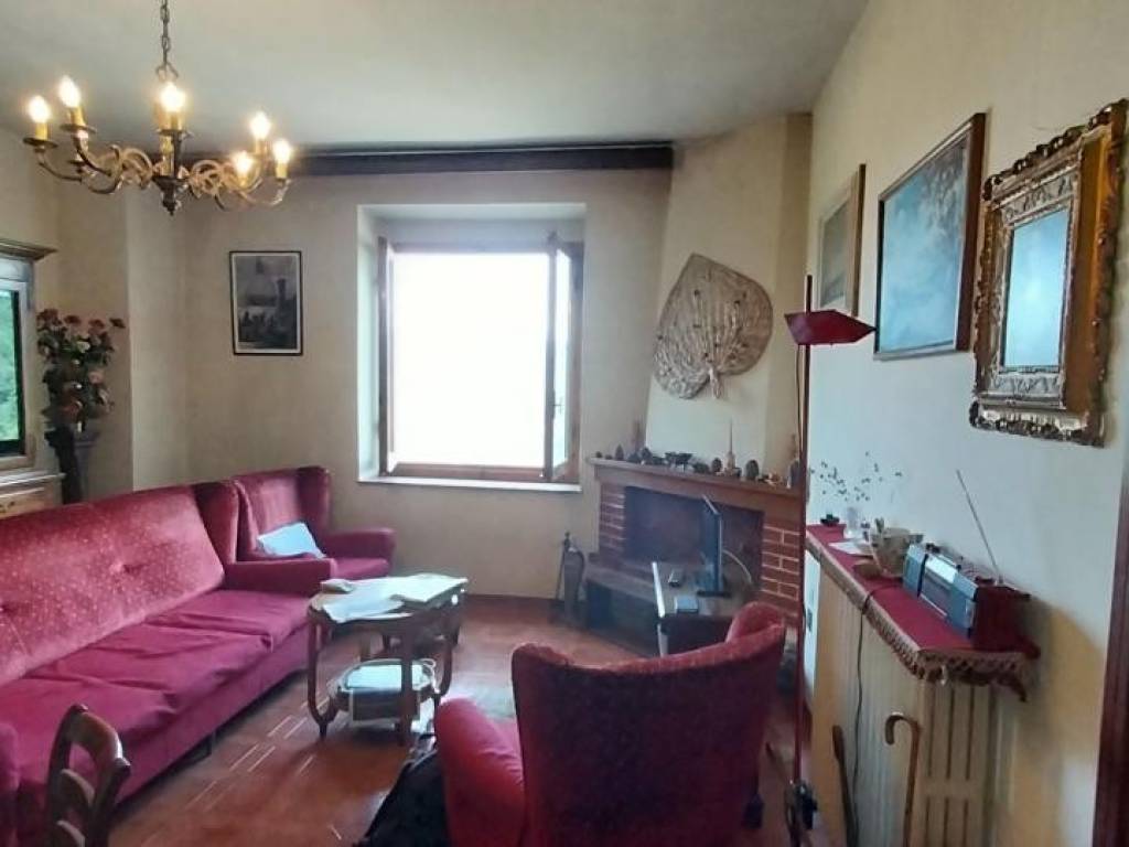 appartamento in vendita a Barberino di Mugello in zona Montecarelli.