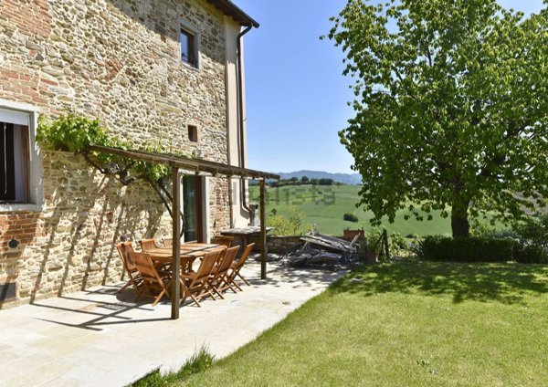 casa indipendente in vendita a Barberino di Mugello in zona Galliano