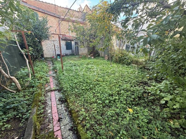casa indipendente in vendita a Barberino di Mugello in zona Galliano